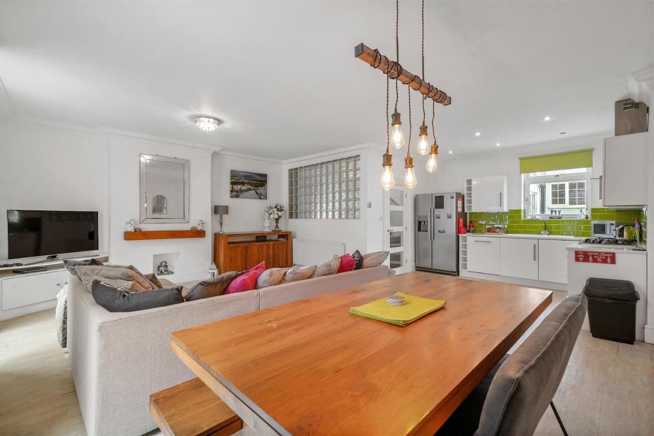 30 Percent Off! The Central Whitby Gem - 4 Bedrooms Buitenkant foto